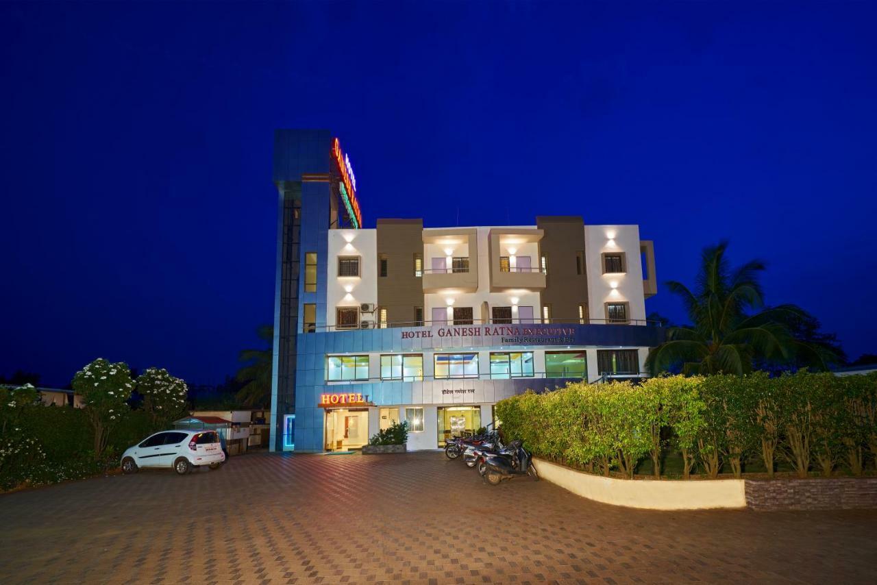 Hotel Ganeshratna Executive Kolhapur Exterior photo